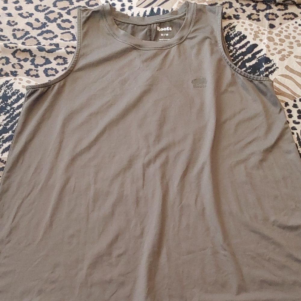 Roots Green/Sage Tank Top Sz Med